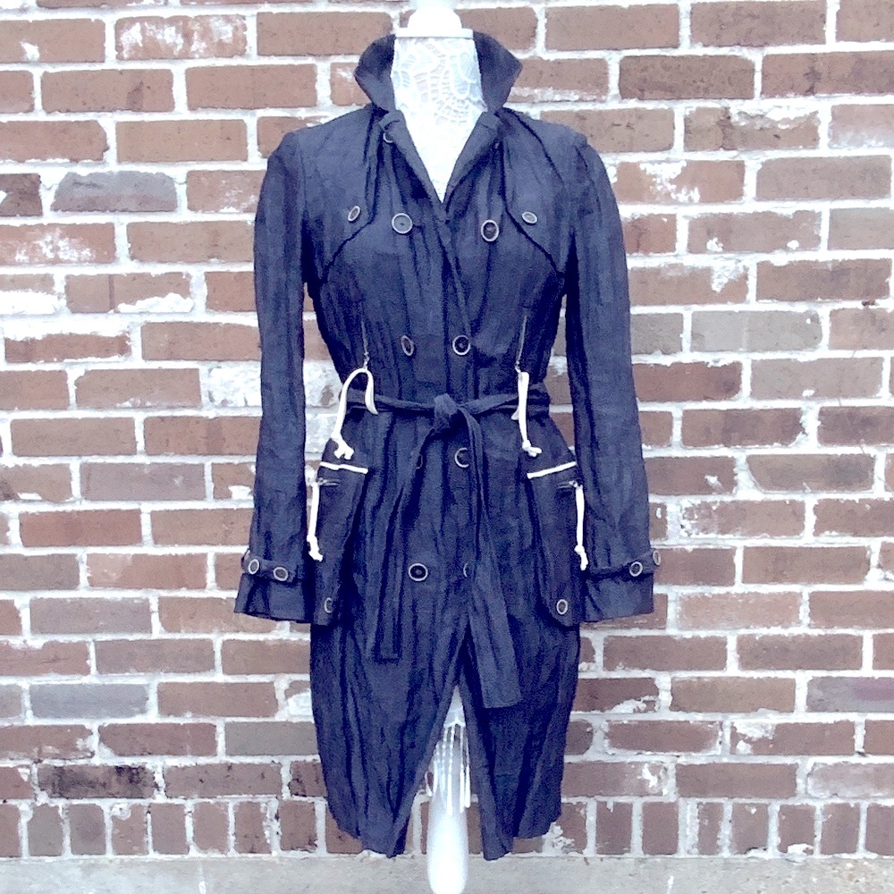 RARE FIND  🔥 PORTS 1961 - CRINKLE TRENCH COAT